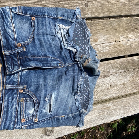 American Eagle shorts - Picture 3 of 5